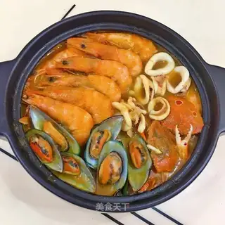 Curry seafood pan