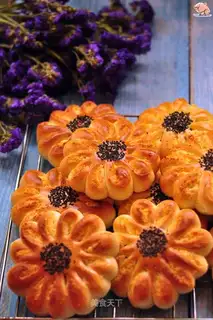 Coconut flower bread