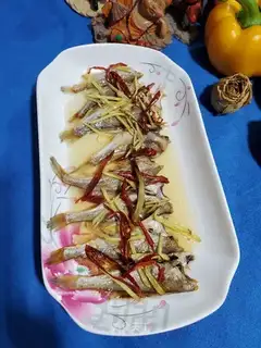 Steam little yellow fish dry