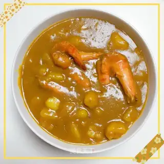 Curry potatoes, black tiger shrimp