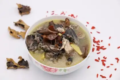 ♪ Burgundy soup ♪
