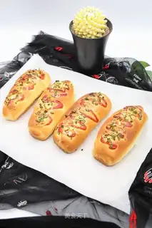 Tomato sauce onion sausage bag