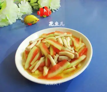 Seafood mushrooms and watermelon peels