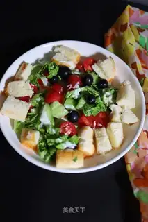 Bread and vegetable fruit salad