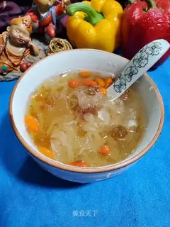 It's a summer cold, silver-eared piece of glue