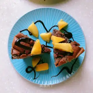 Black-meal fruit cake