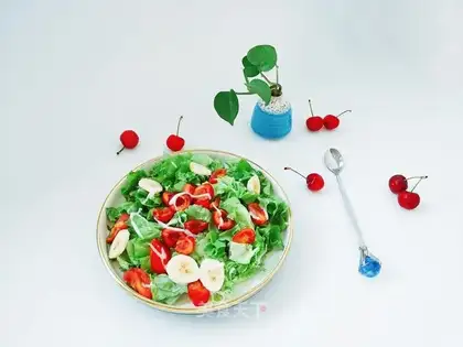 Cherry vegetable salad