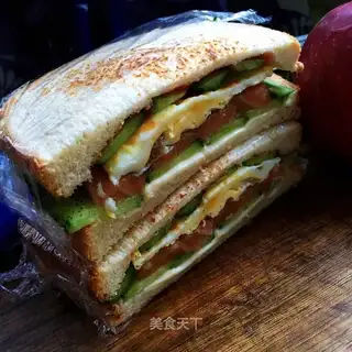 A salmon sandwich