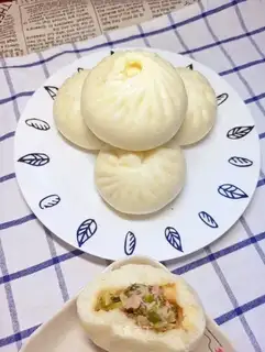 Fresh meat buns