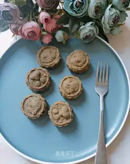 Red dates, bean cake