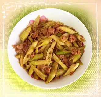 Meat and bamboo