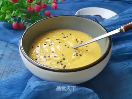 Yogurt mango cup