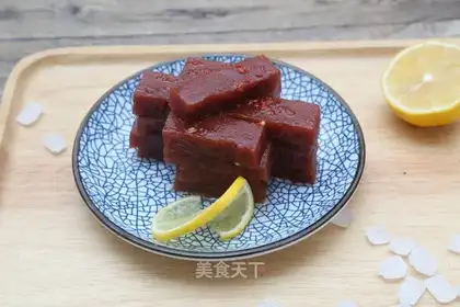 A mountain cake