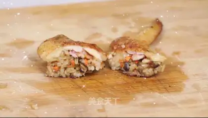 Chicken wing buns