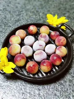 Cold grapes