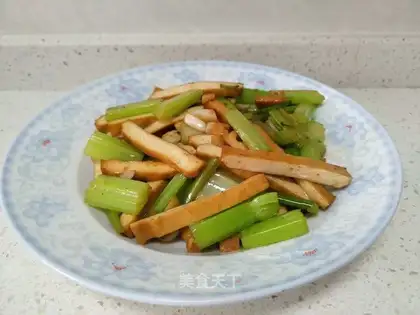 Celery fried beans