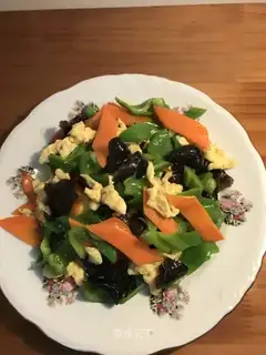 Pepper fried eggs