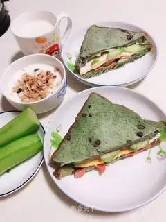 Tea sandwich