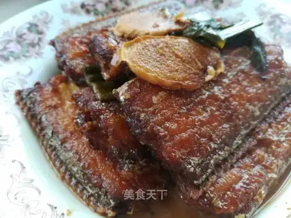 Red-fried fish