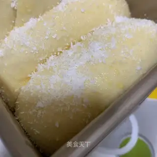 No sugar hand to tear bread