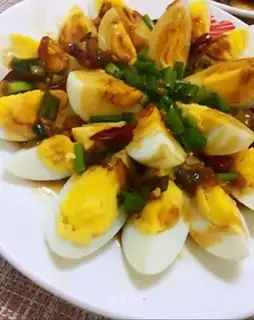 Garlic eggs