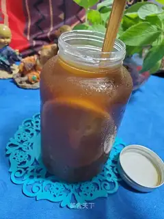 Iced lemon tea