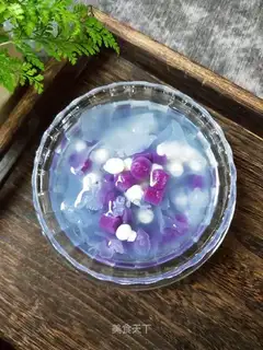It's a silver corset
