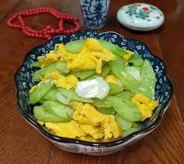 cucumber fried eggs