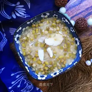 Lily green bean soup