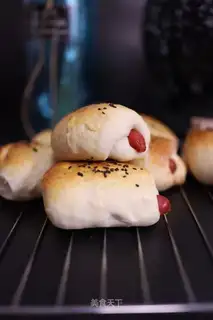 Hot dog bread