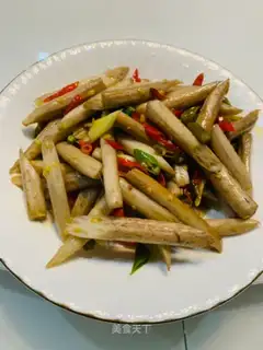 Three pepper belts