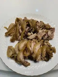 Homemade simple pork elbows