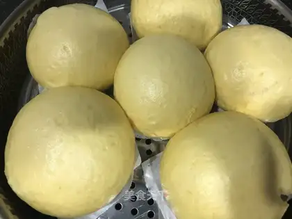 Gold buns