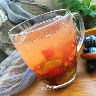 Cherry honey lemonade