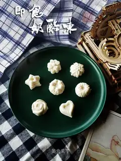 Swimming cheese