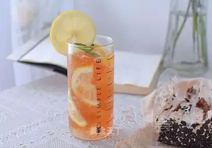Shelby Red Tea Freeze
