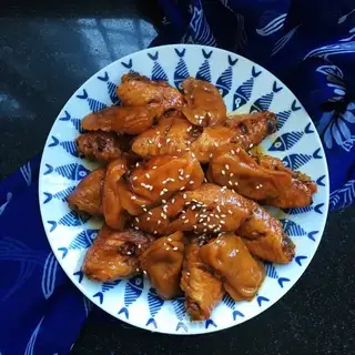 A chicken wing