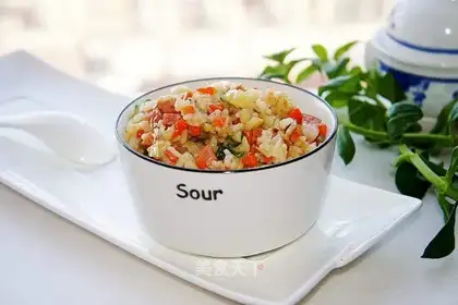 Red sausage fried rice