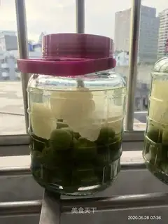 Blue plum wine