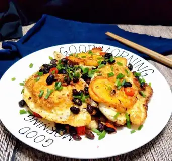 Spicy-ass eggs