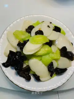 Cucumber screech