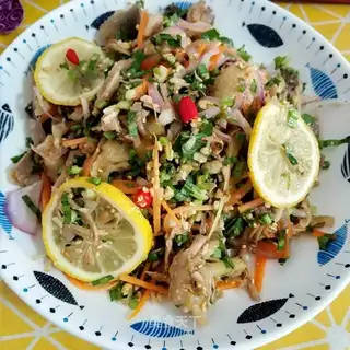 Lemonhand tore chicken