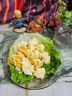Apple peach salad
