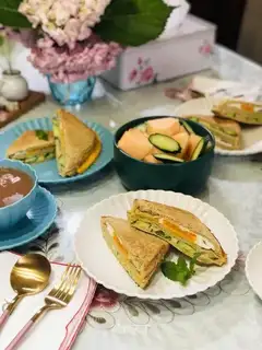 Green tea egg sandwich