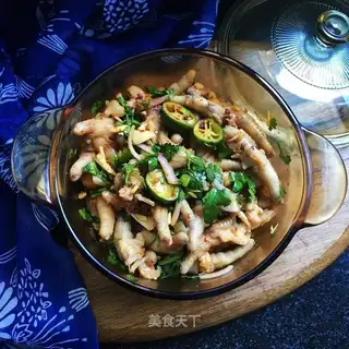 Spicy chicken claws