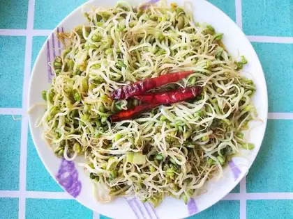Jealousy bean sprouts