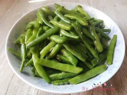 Pelican beans
