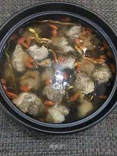 Pork bouquet soup