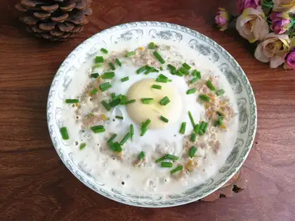 Pumpkin steamed eggs