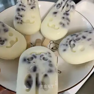 Milk pudding ice cream